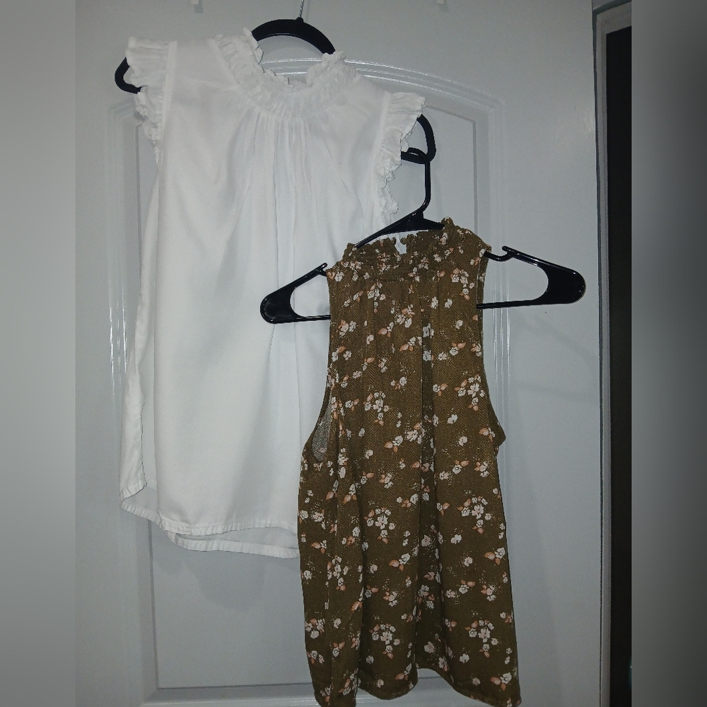 White and Brown Floral Sleeveless Tops